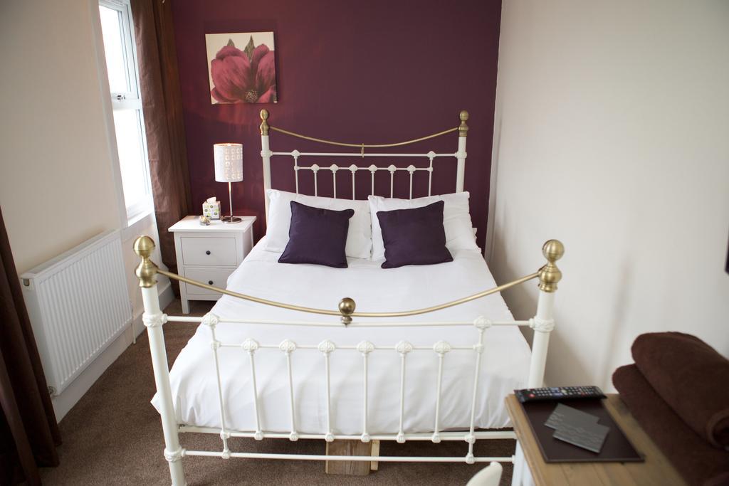 Bristol Serviced Lets - 152/154 Bath Road Εξωτερικό φωτογραφία