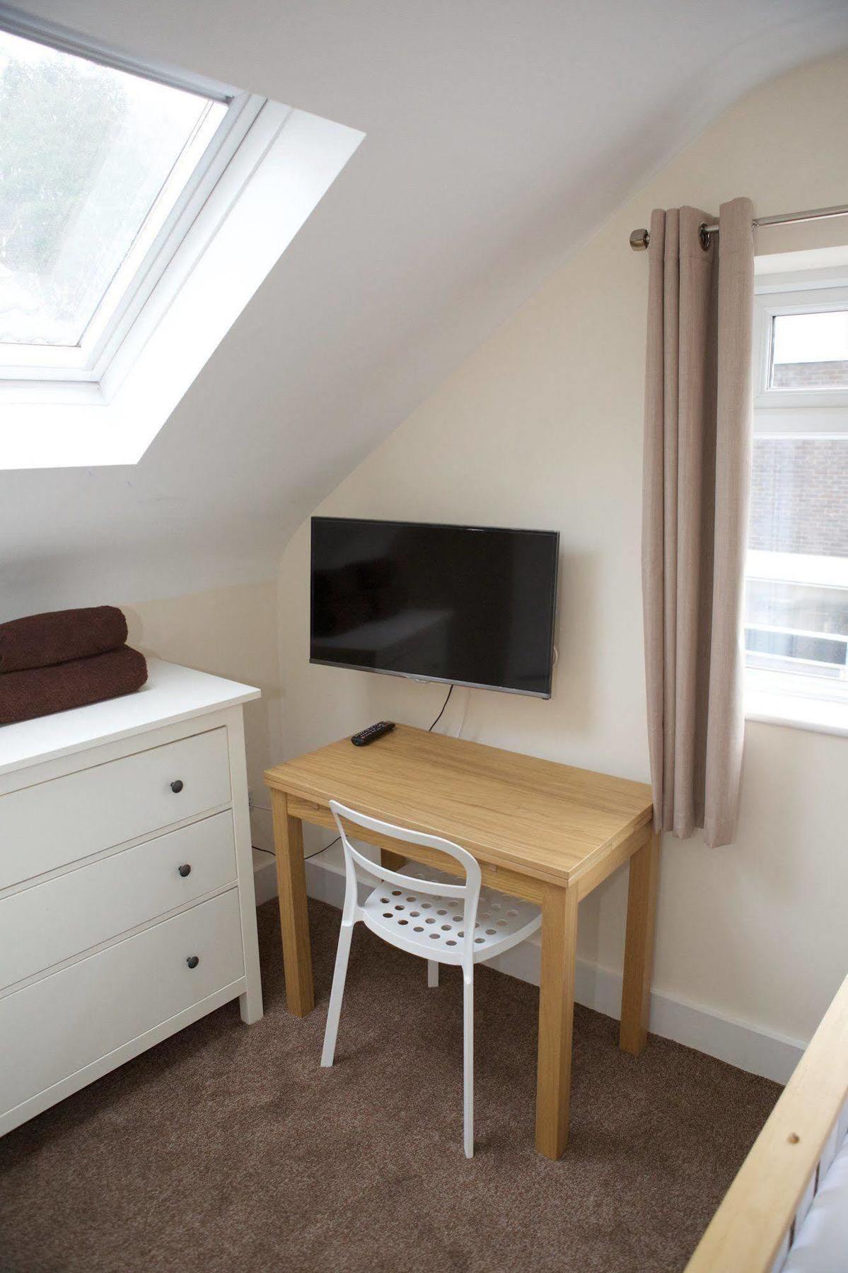 Bristol Serviced Lets - 152/154 Bath Road Εξωτερικό φωτογραφία